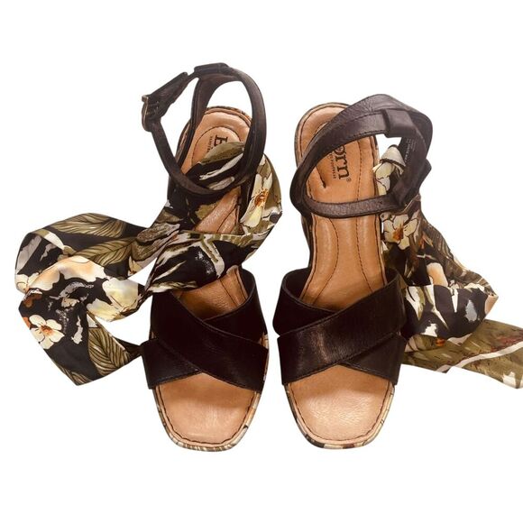 BORN Salton Wedge Sandal Black Leather Fabric Covered Heel - Picture 3 of 13